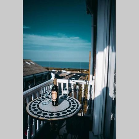 Glide Surf Casa Cromer Exterior foto